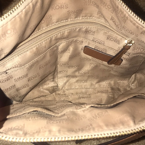 Michael Kors Purse - Picture 4 of 5